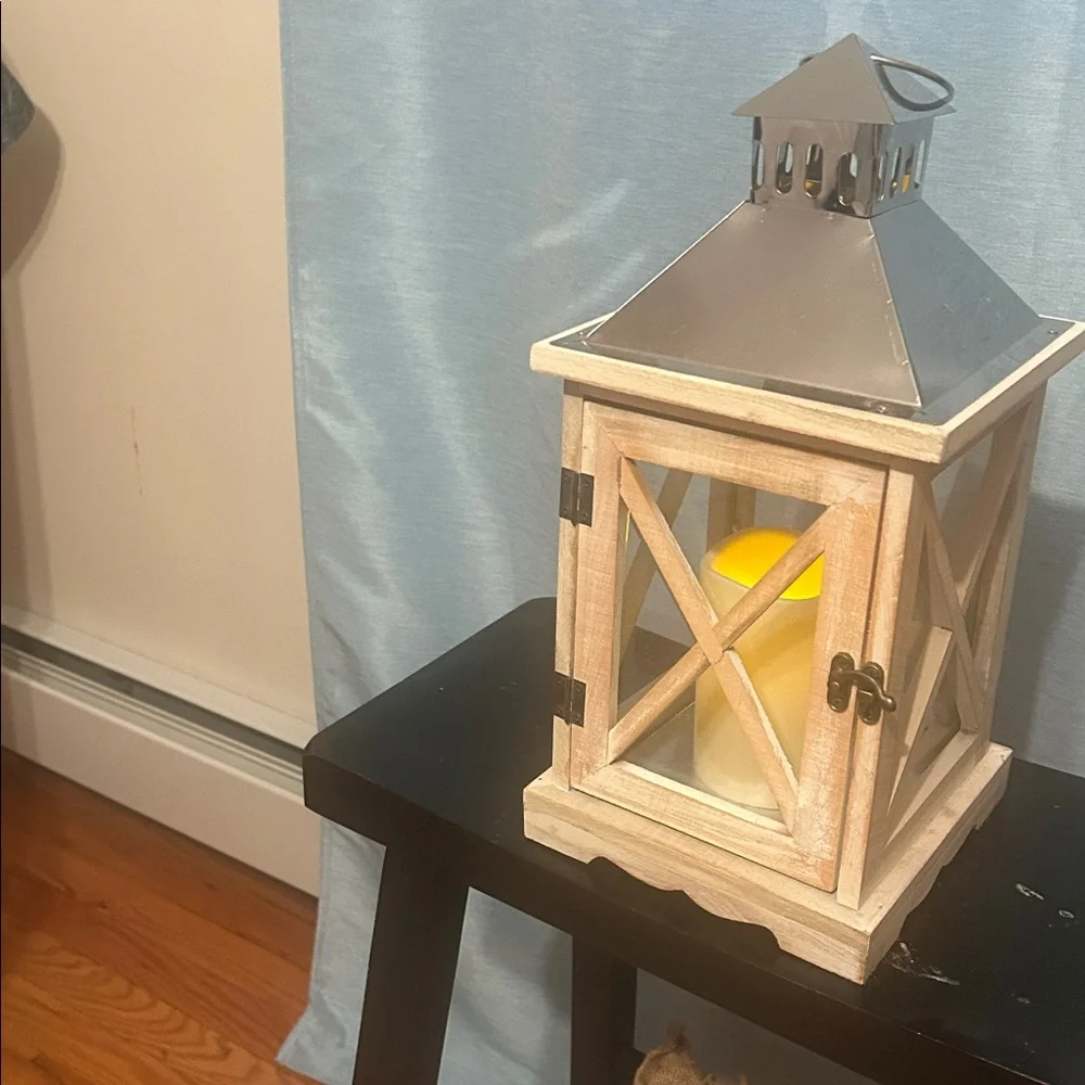 🔥Wooden Lantern Silver Top & Flameless Candle